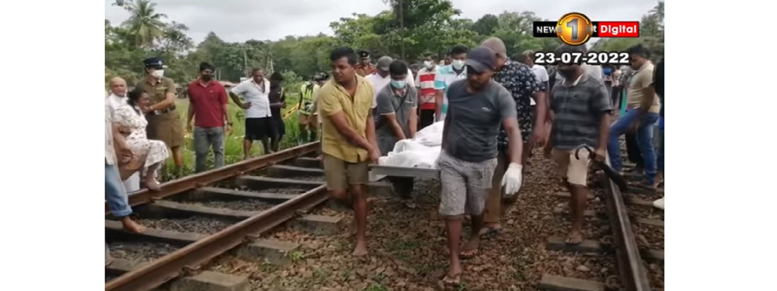ரயிலில் இருந்து கீழே வீழ்ந்து ரயில்வே ஊழியர் பலி